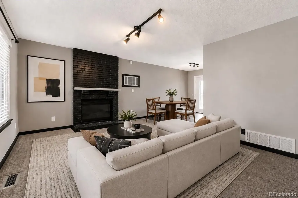 4212 S Laredo Way Aurora CO 80013