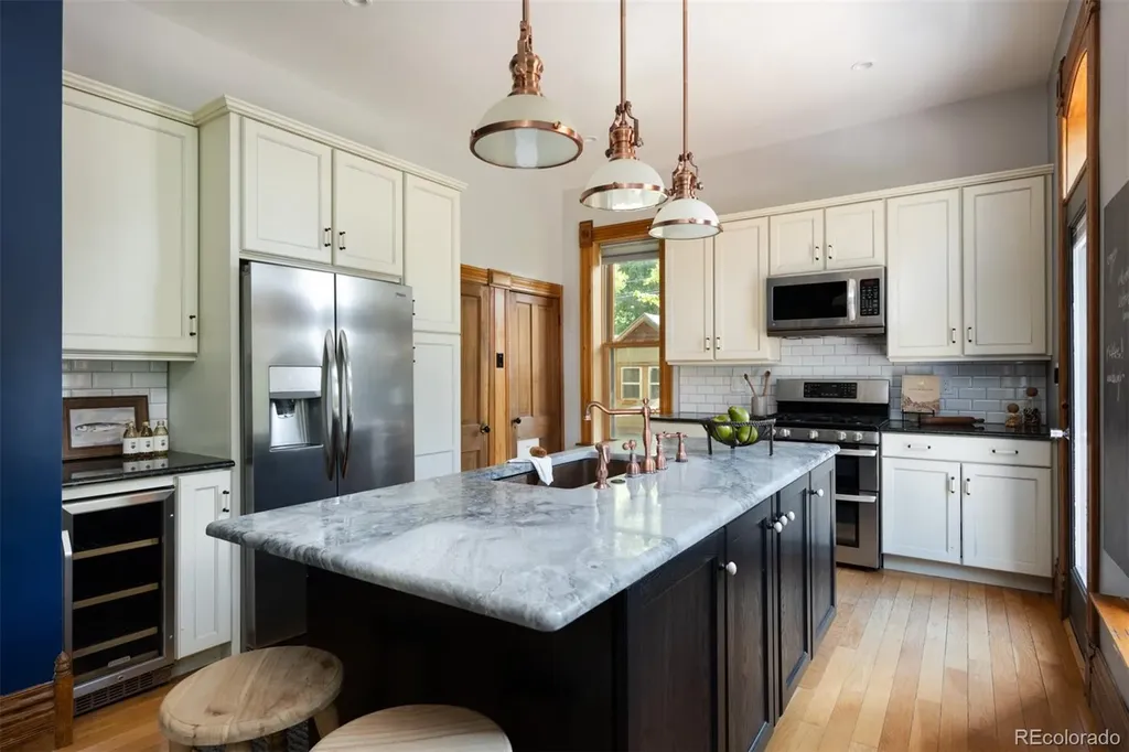 2536 N Gilpin Street Denver CO 80205