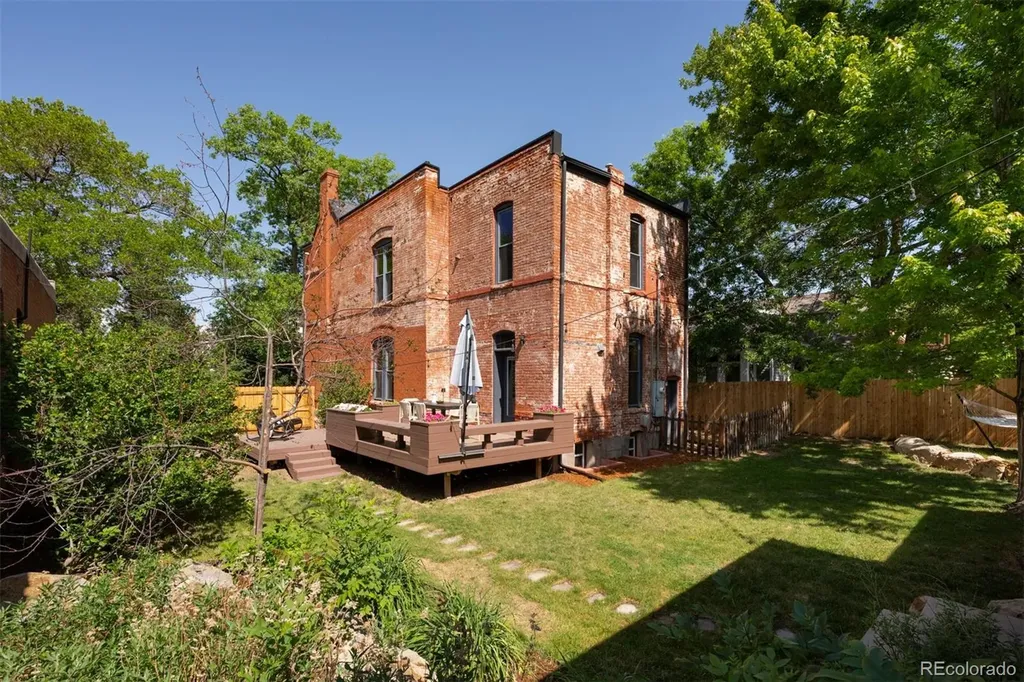 2536 N Gilpin Street Denver CO 80205
