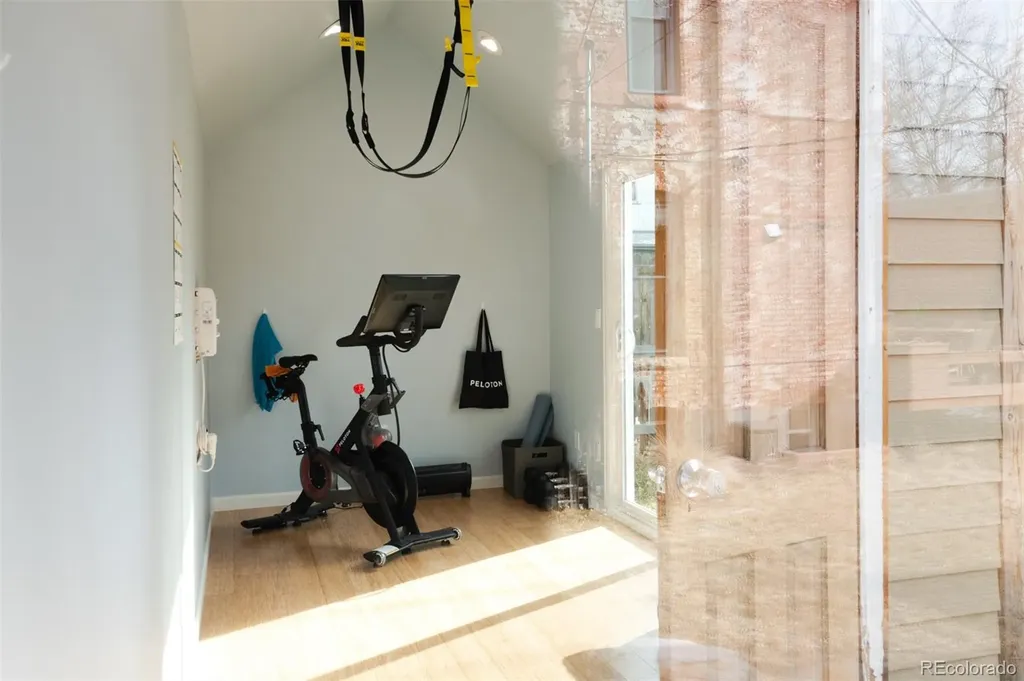 2536 N Gilpin Street Denver CO 80205