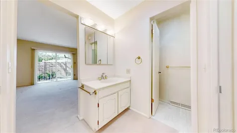 153 S Vance Court Lakewood CO 80226