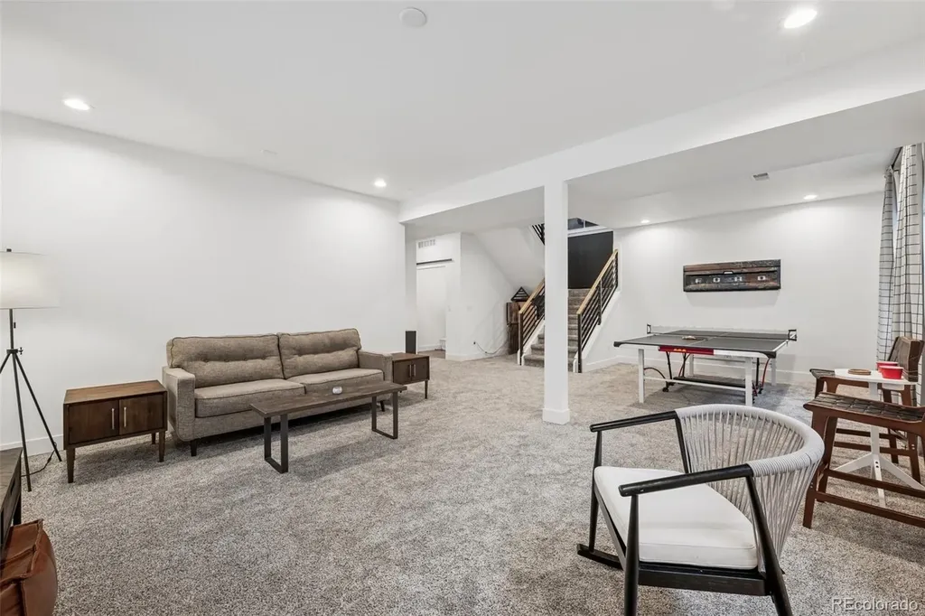 10276 Kentwood Drive Colorado Springs CO 80924