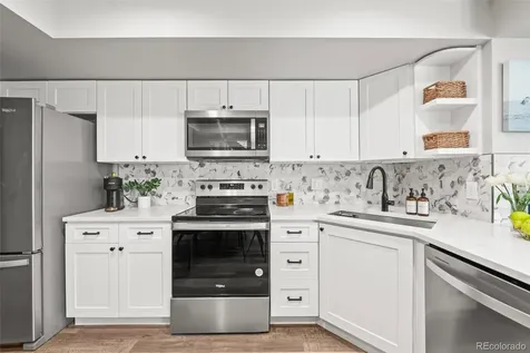 932 S Dearborn Way Aurora CO 80012