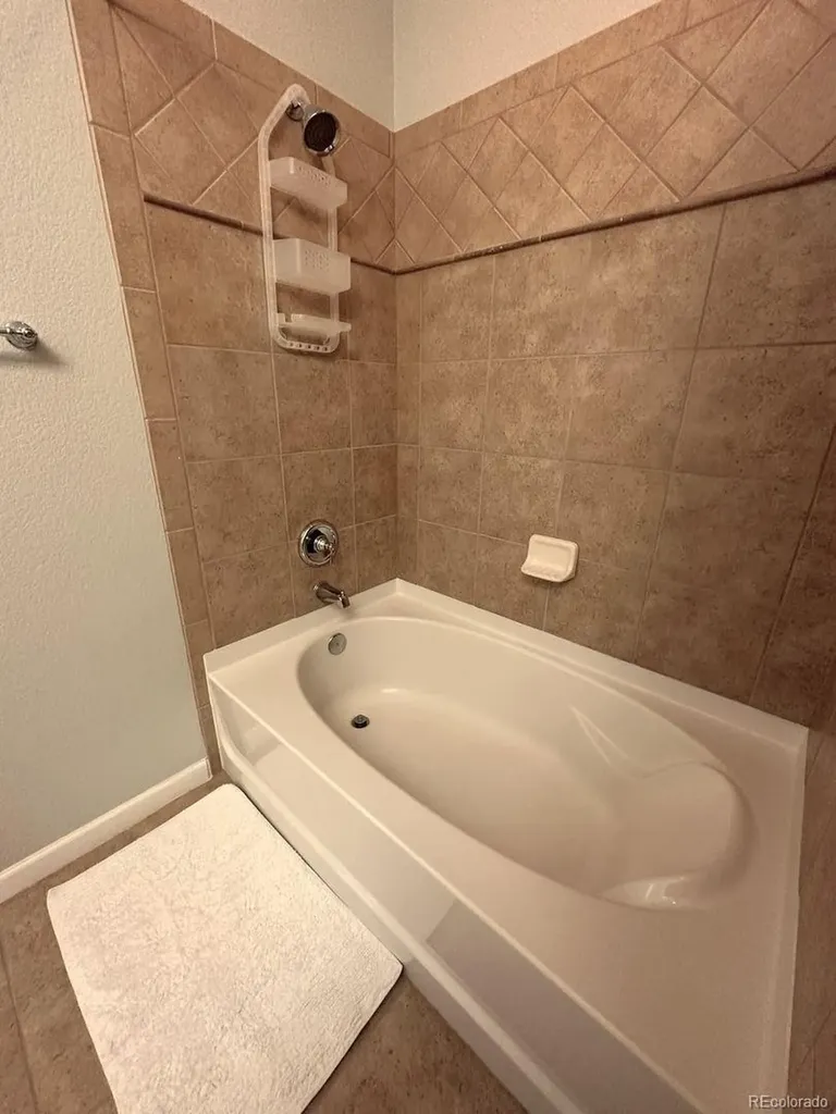 7865 Vallagio Lane Englewood CO 80112
