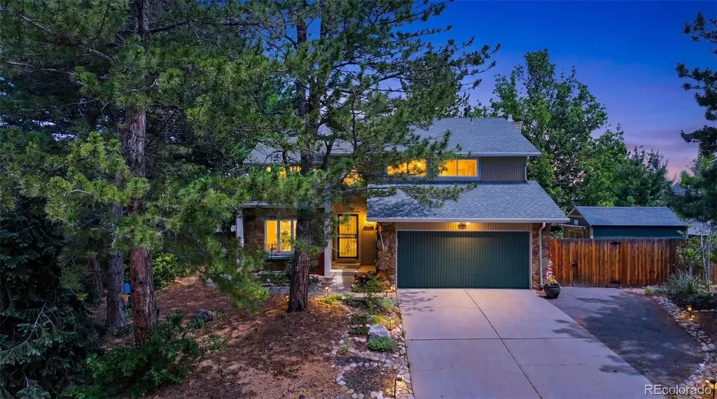 927 Oakwood Drive Castle Rock CO 80104