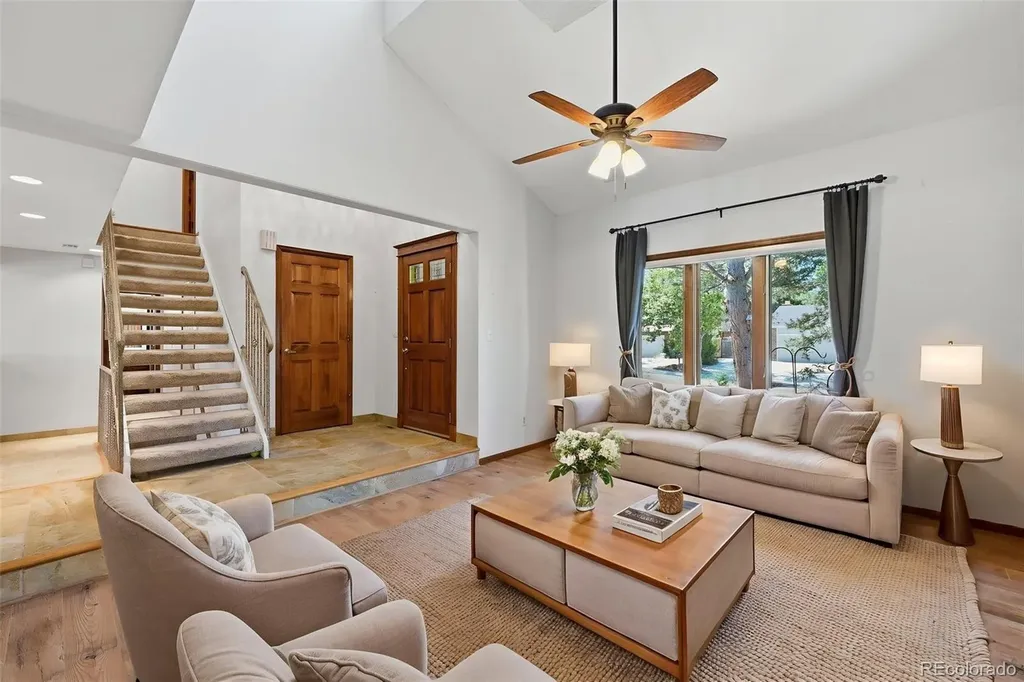 927 Oakwood Drive Castle Rock CO 80104