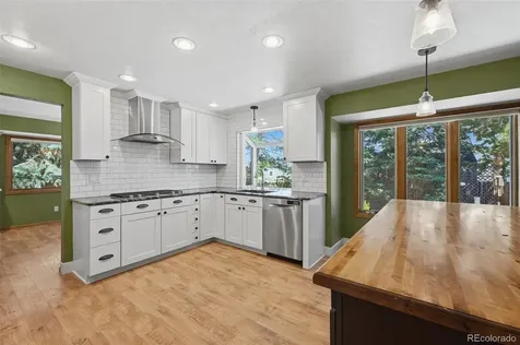 927 Oakwood Drive Castle Rock CO 80104