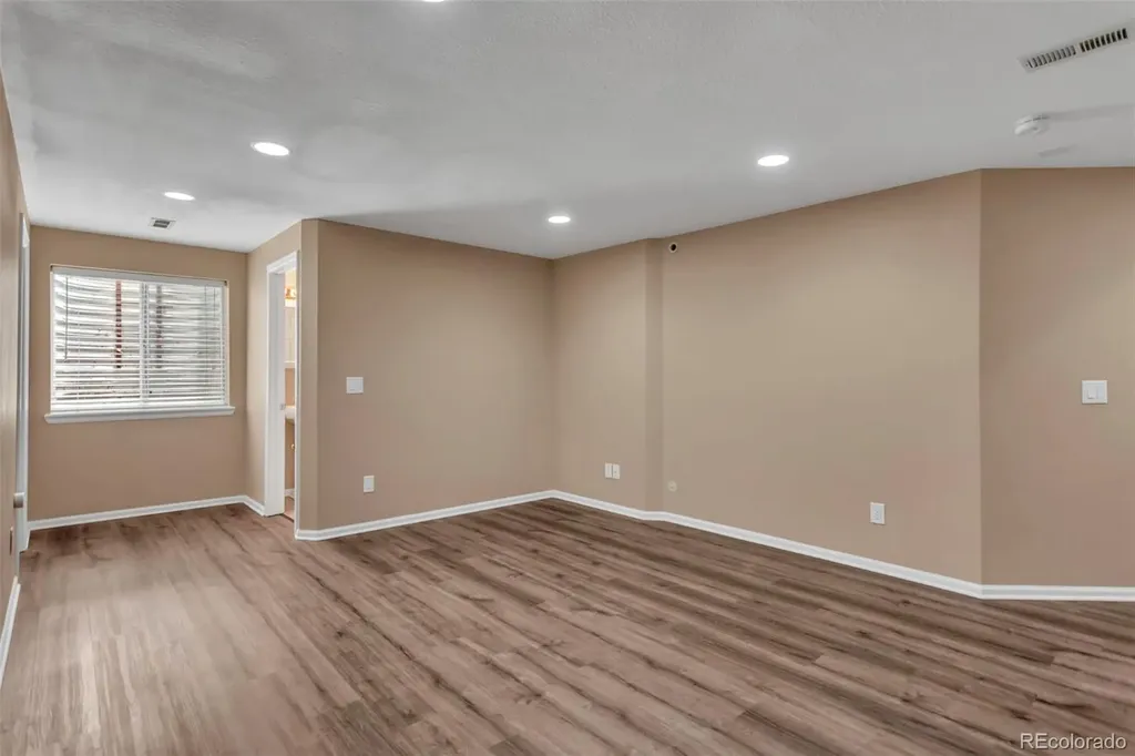 6096 S Shawnee Street Aurora CO 80015