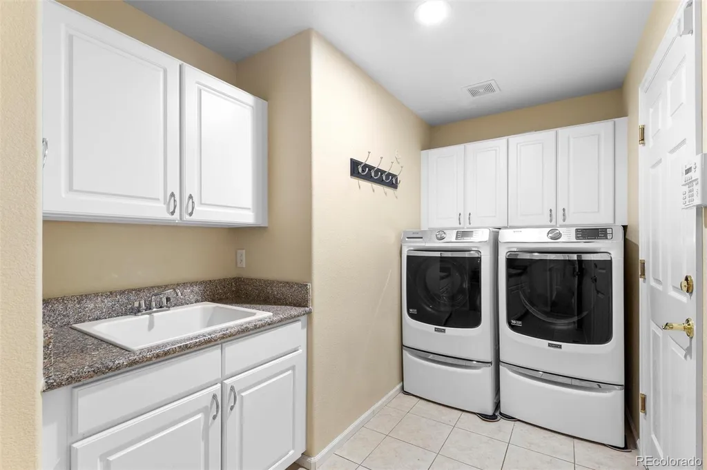 9723 Brook Hill Court Lone Tree CO 80124