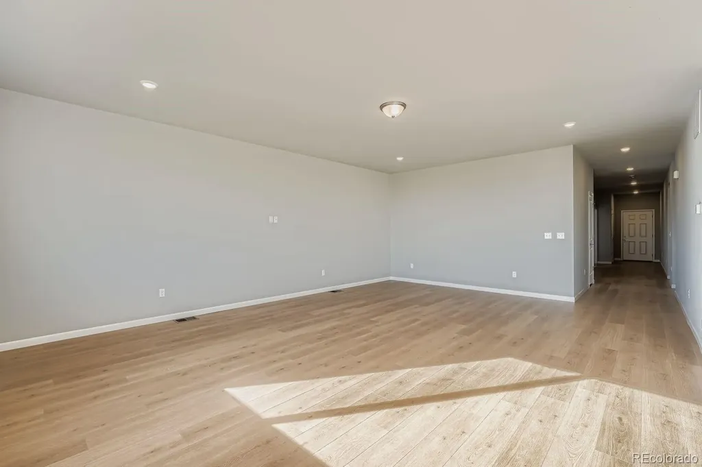 54960 E 27 Avenue Strasburg CO 80136