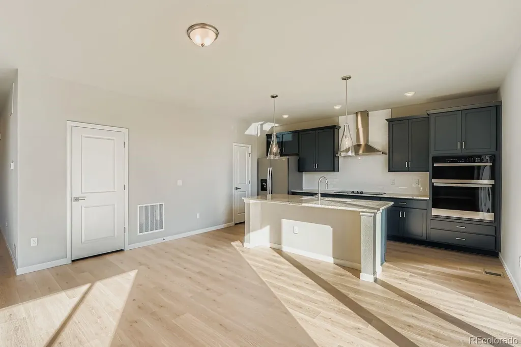 54960 E 27 Avenue Strasburg CO 80136