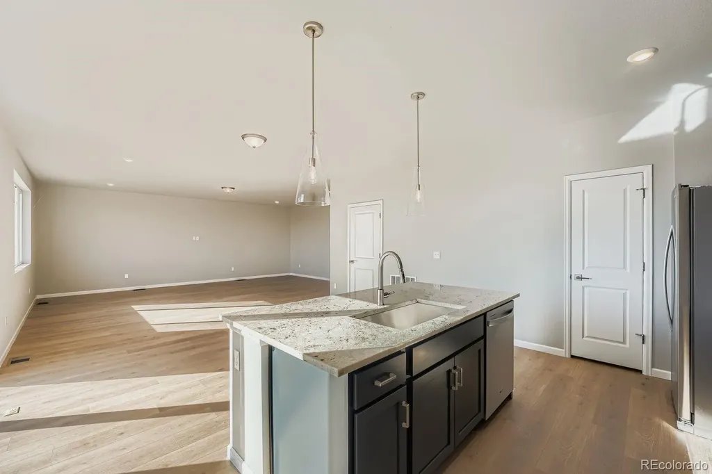 54960 E 27 Avenue Strasburg CO 80136