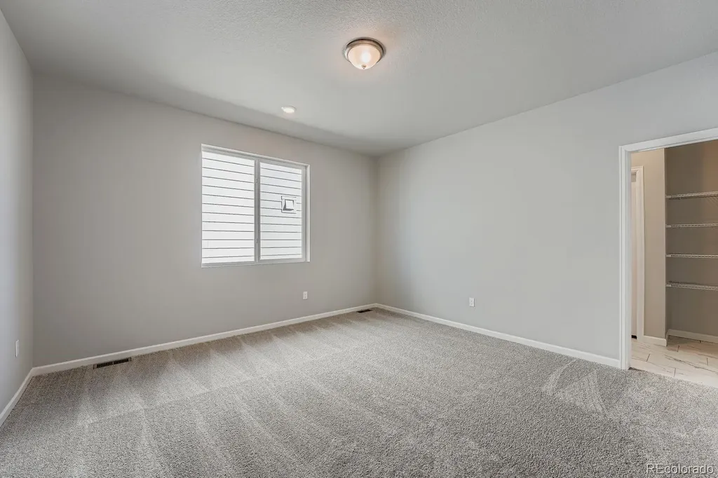 54960 E 27 Avenue Strasburg CO 80136