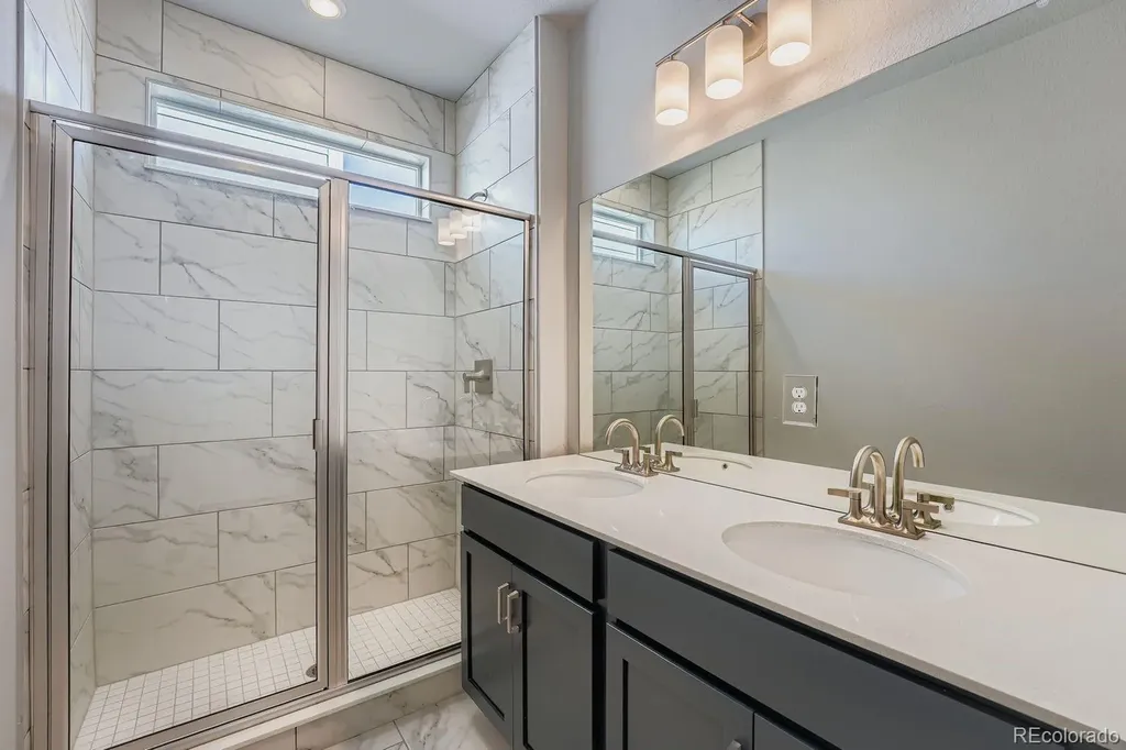 54960 E 27 Avenue Strasburg CO 80136