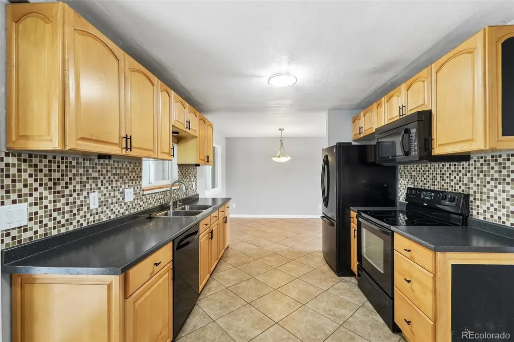 10911 Newland Street Westminster CO 80020