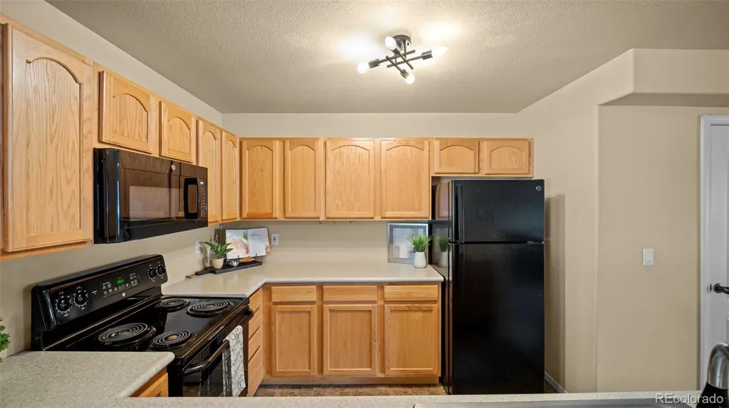 2280 E La Salle Street Colorado Springs CO 80909