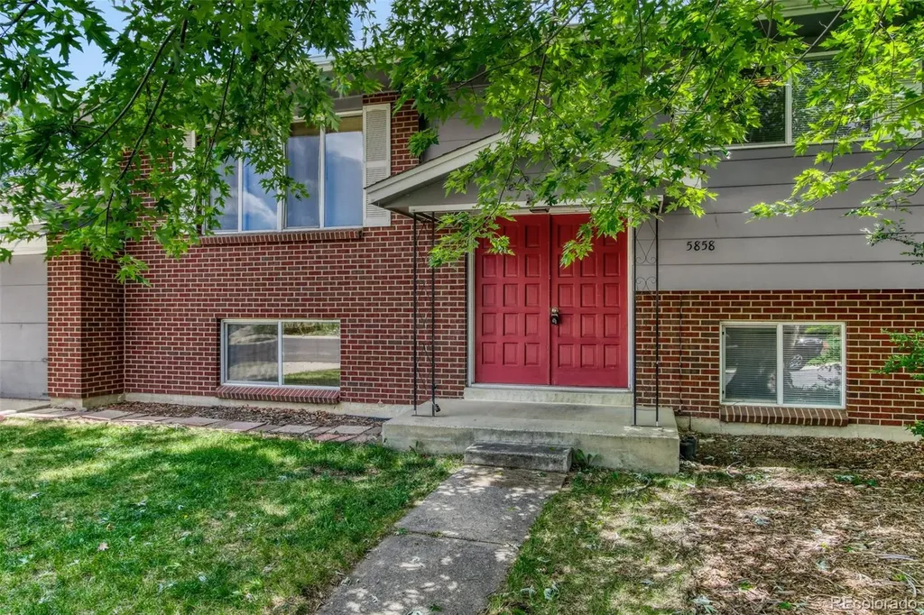 5858 Pierson Street Arvada CO 80004