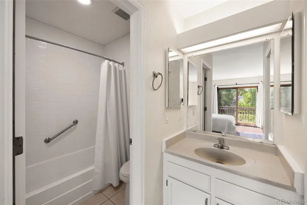 7096 E Dry Creek Circle Centennial CO 80112