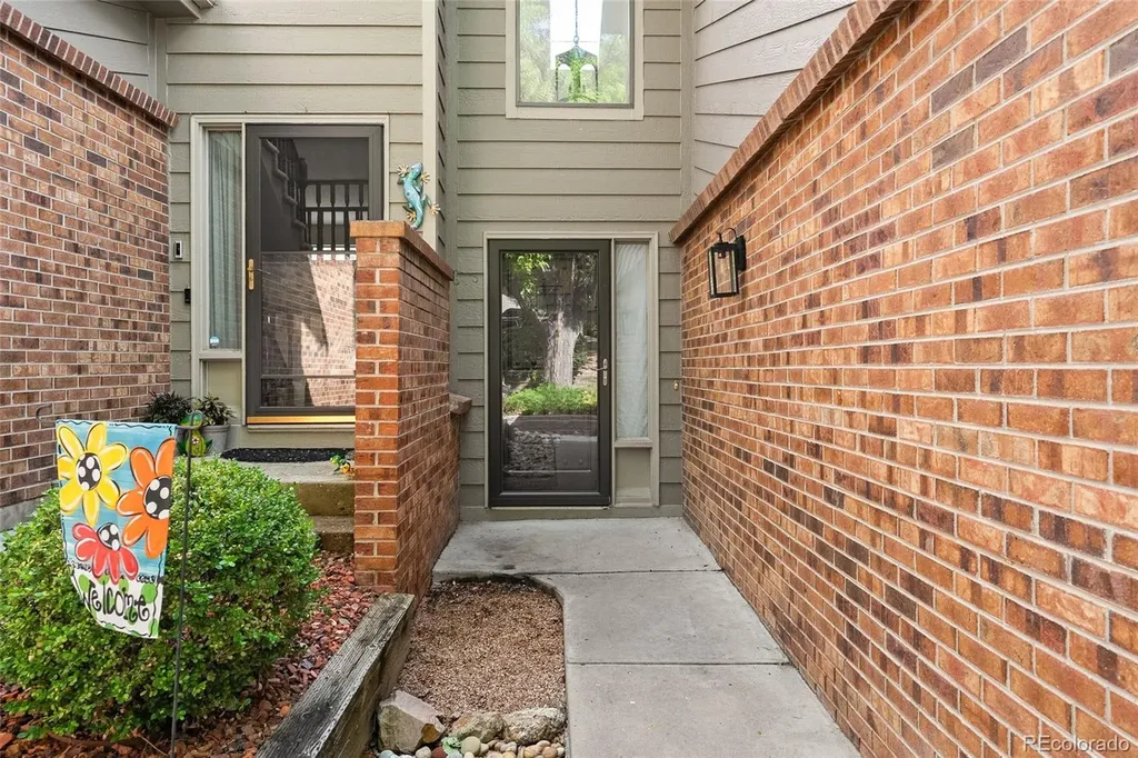 7096 E Dry Creek Circle Centennial CO 80112