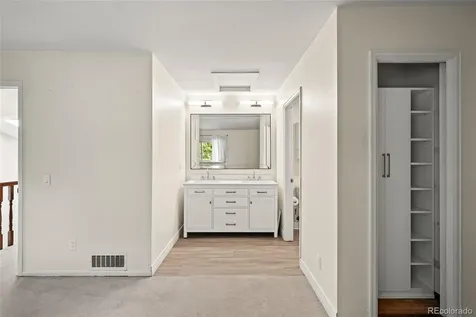 7096 E Dry Creek Circle Centennial CO 80112