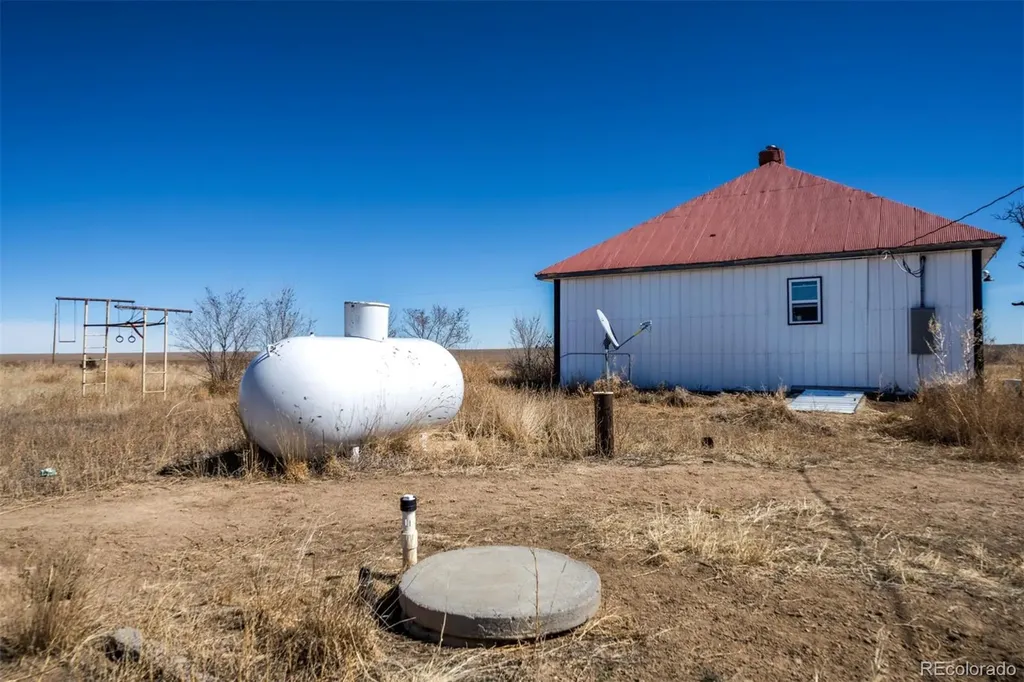 10573 County Road 165 Matheson CO 80830