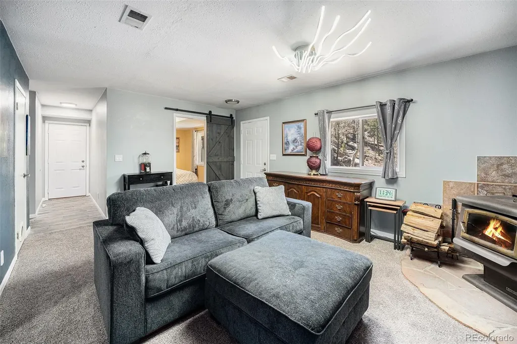 72 Rudi Ln W Golden CO 80403