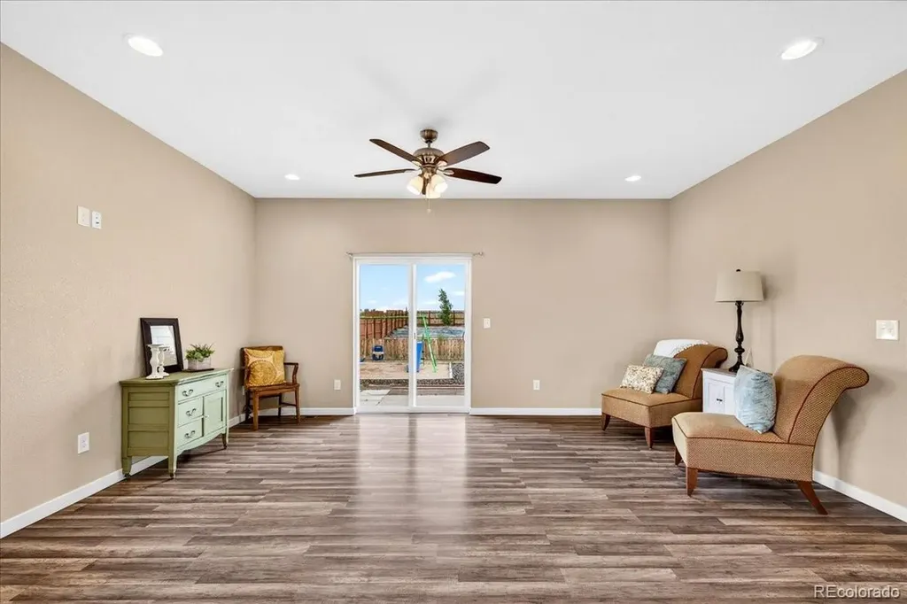 48 S 4th Avenue Deer Trail CO 80105