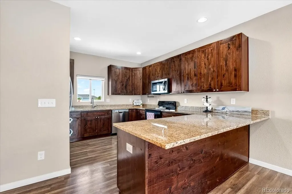 48 S 4th Avenue Deer Trail CO 80105