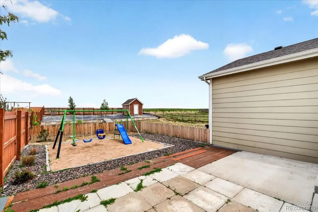 48 S 4th Avenue Deer Trail CO 80105
