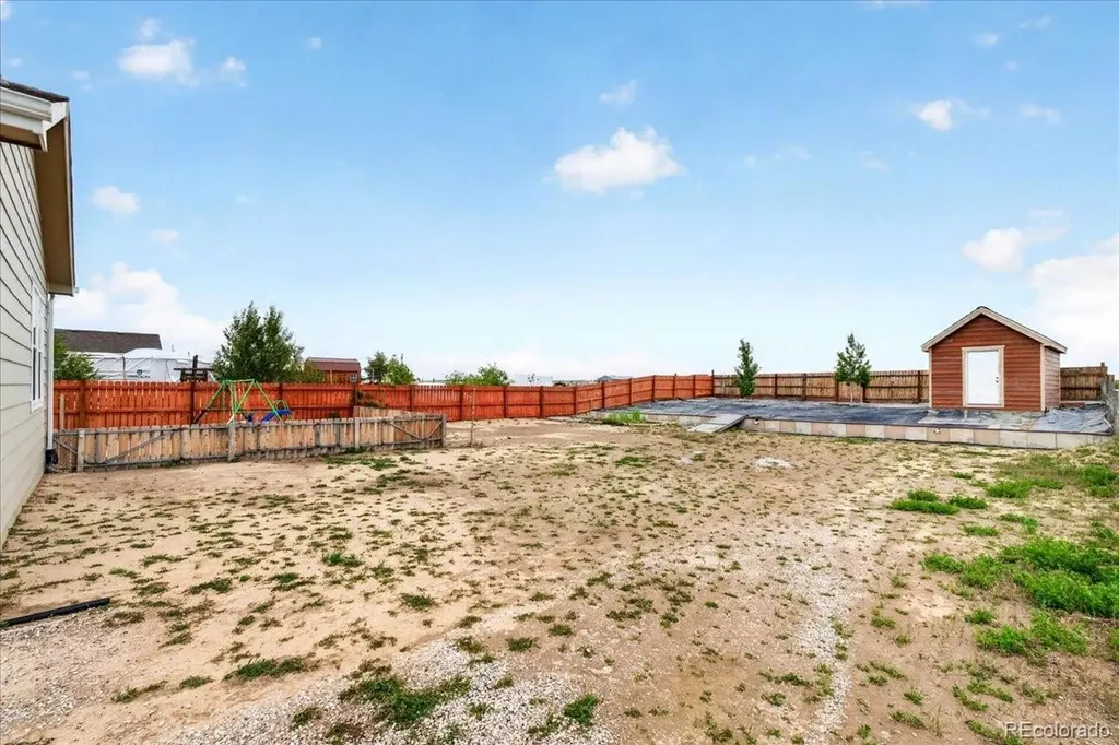 48 S 4th Avenue Deer Trail CO 80105