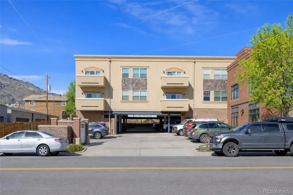 722 Washington Avenue Golden CO 80401