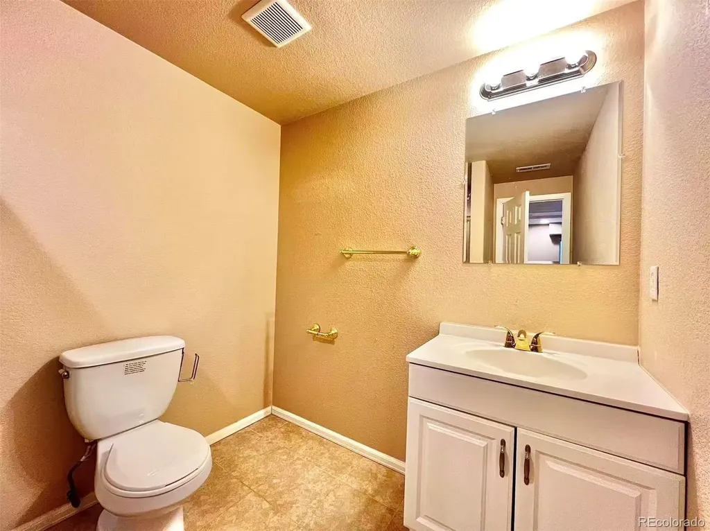 4365 S Hoyt Street Littleton CO 80123