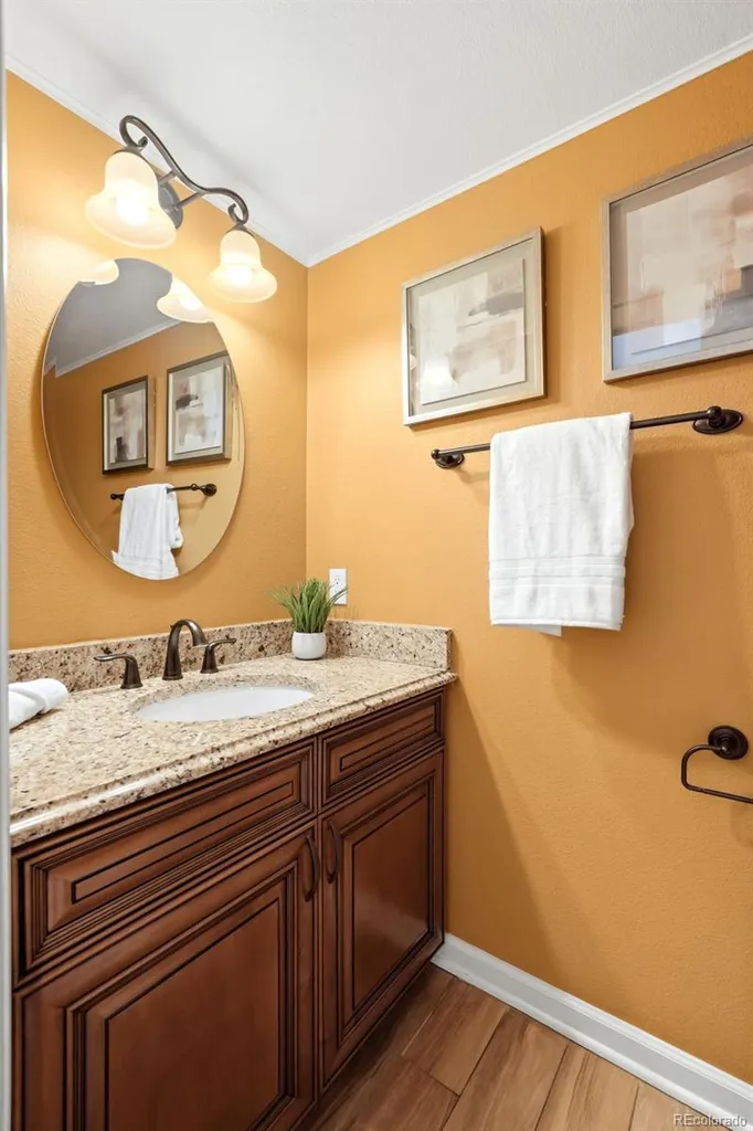 9595 Cherryvale Drive Littleton CO 80126
