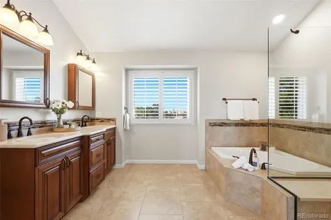 9595 Cherryvale Drive Littleton CO 80126