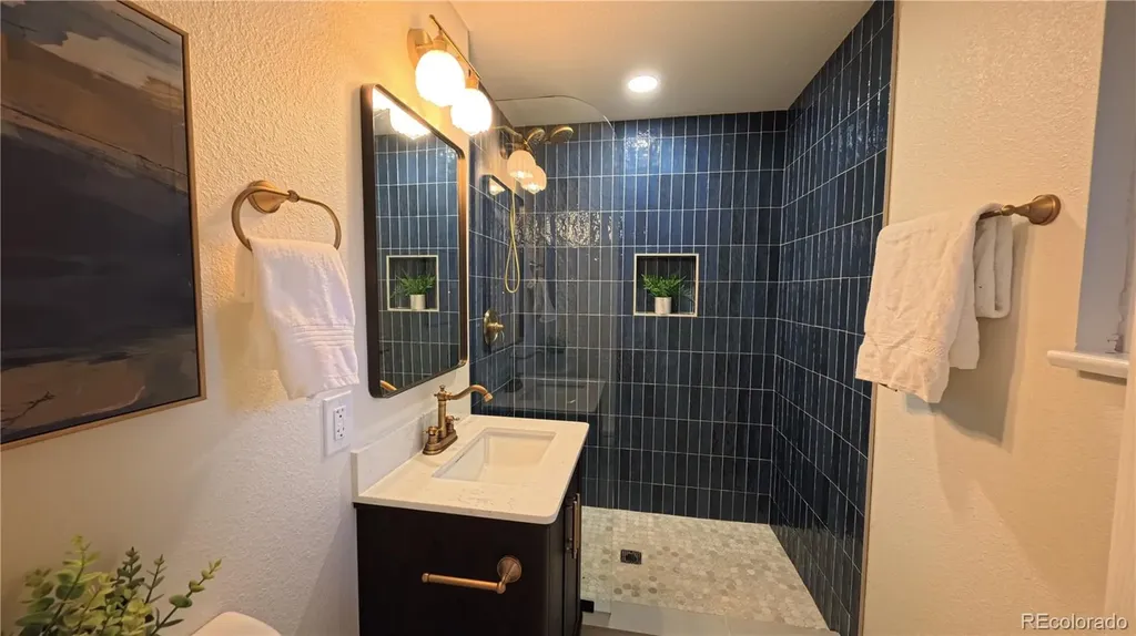 6708 Saulsbury Street Arvada CO 80003