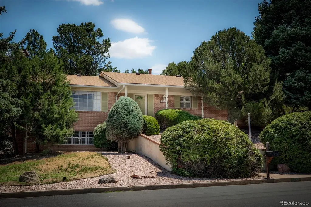 3135 Lees Lane Colorado Springs CO 80909
