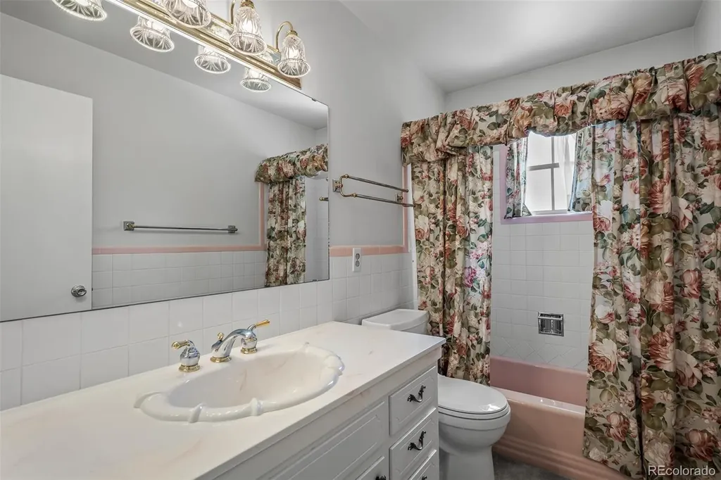 3135 Lees Lane Colorado Springs CO 80909