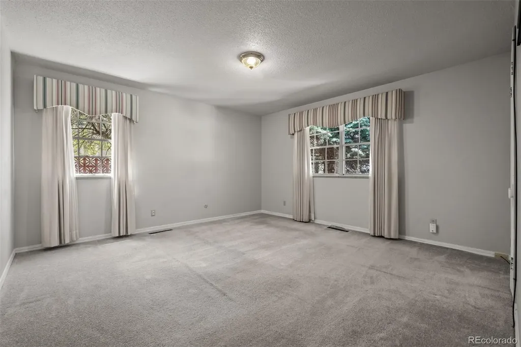 3135 Lees Lane Colorado Springs CO 80909