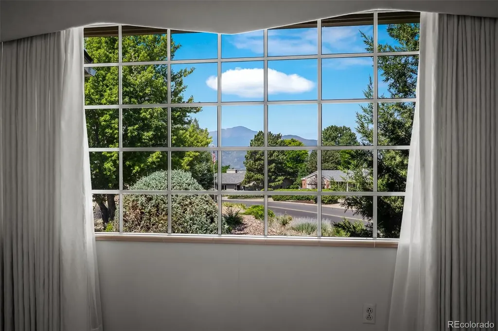 3135 Lees Lane Colorado Springs CO 80909
