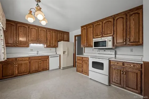 3135 Lees Lane Colorado Springs CO 80909