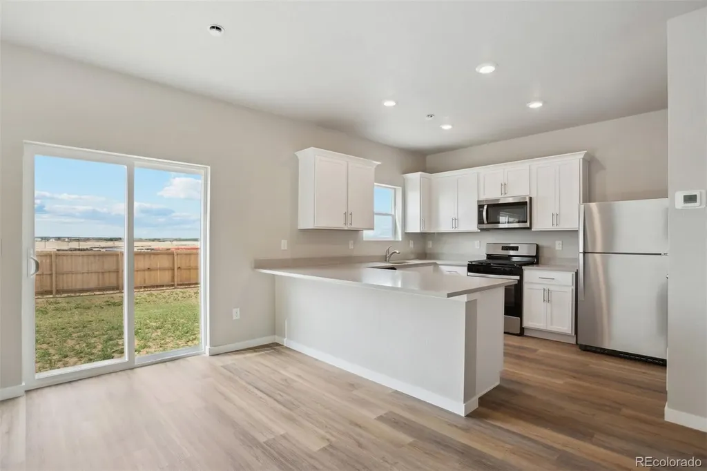 48200 Shetland Drive Bennett CO 80102