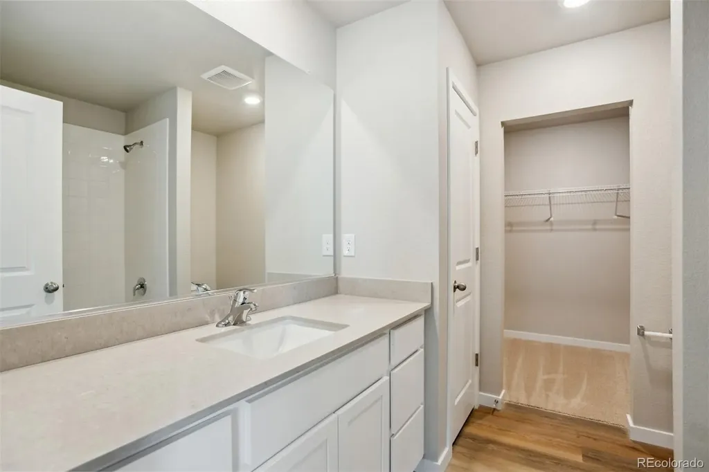 48200 Shetland Drive Bennett CO 80102