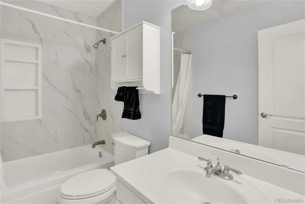 9543 Hagen Court Highlands Ranch CO 80126