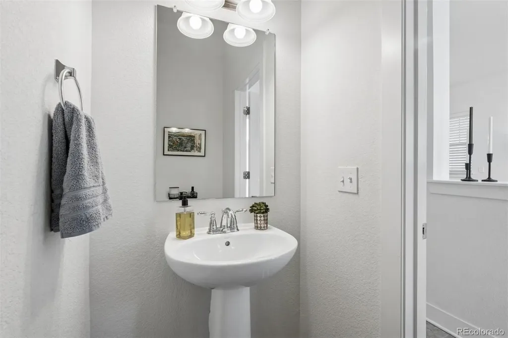 5769 Boston Street Denver CO 80238
