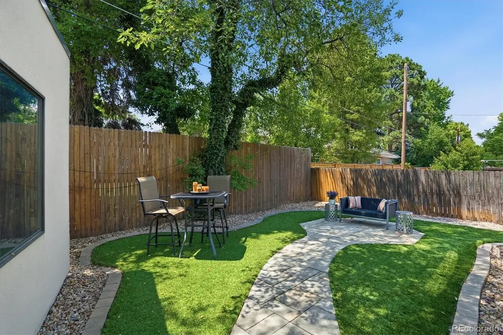621 Kearney Street Denver CO 80220