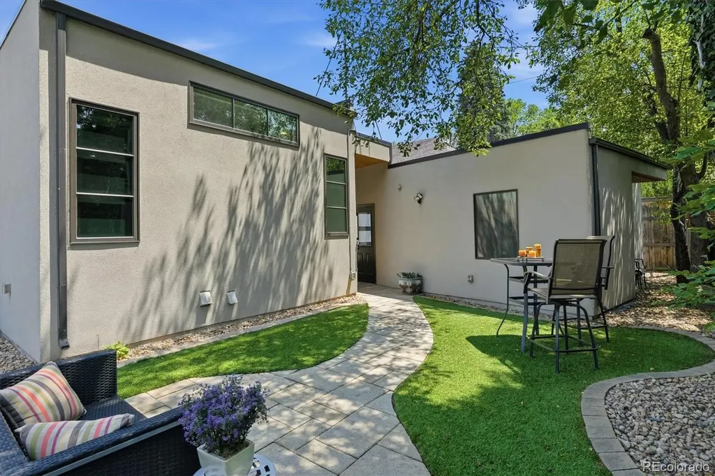 621 Kearney Street Denver CO 80220