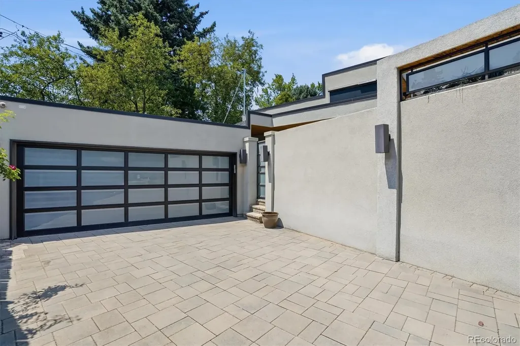 621 Kearney Street Denver CO 80220
