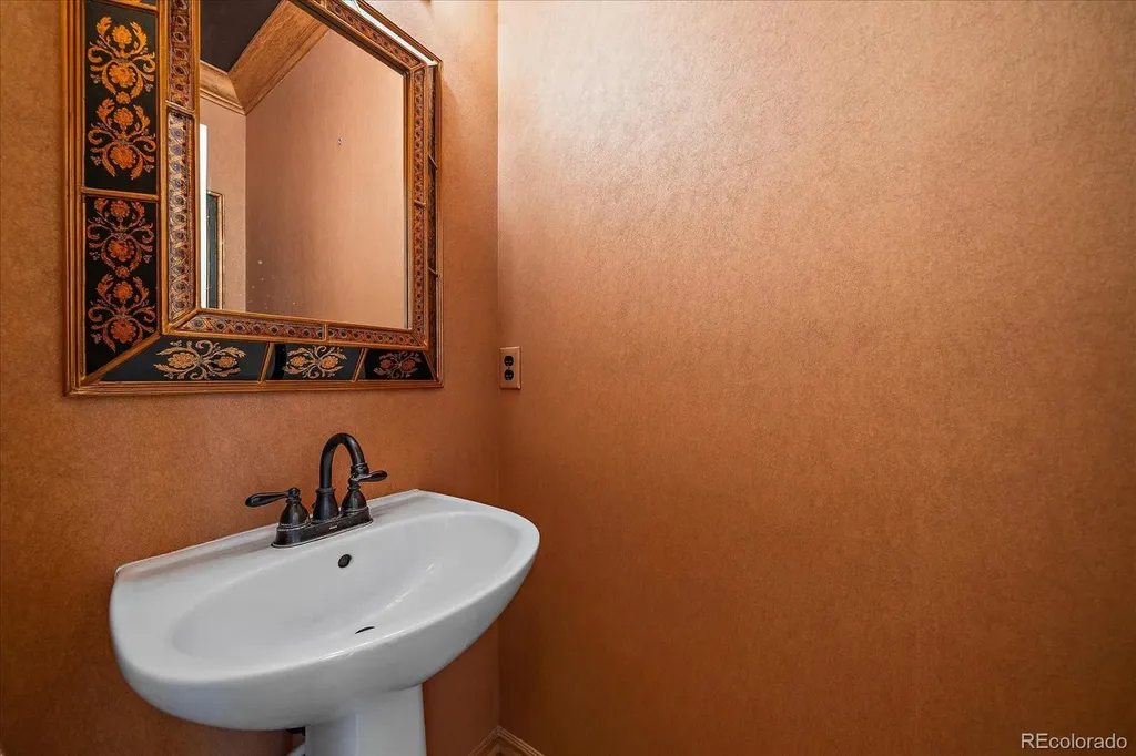 9915 E Hawaii Place Aurora CO 80247