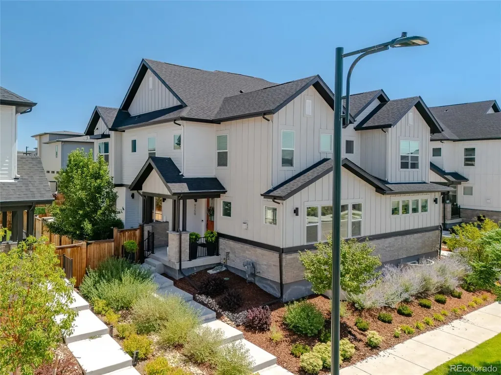 9759 E 62nd Drive Denver CO 80238