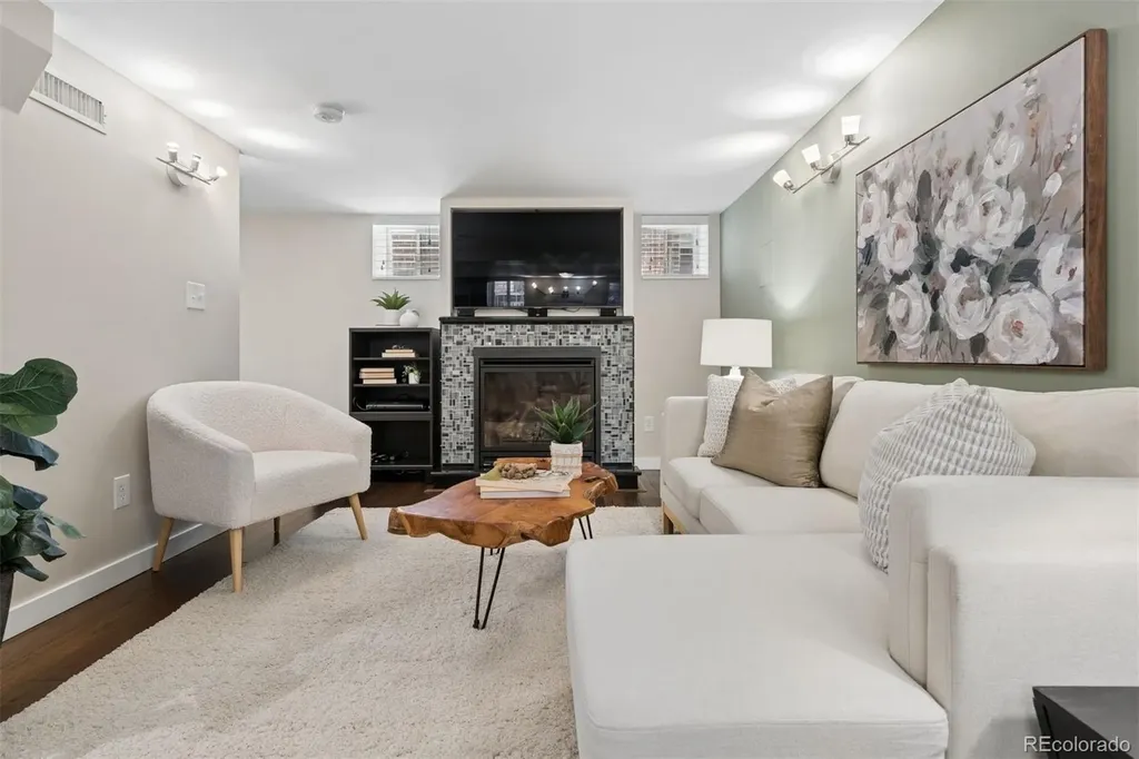 364 N Clarkson Street Denver CO 80218